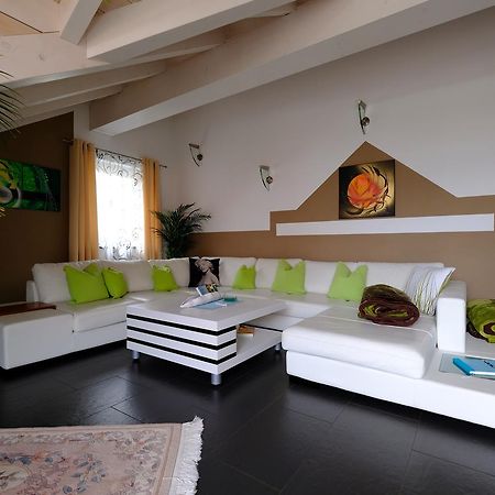 Ferienwohnung Henry Im Schoenen Allgaeu Westendorf エクステリア 写真